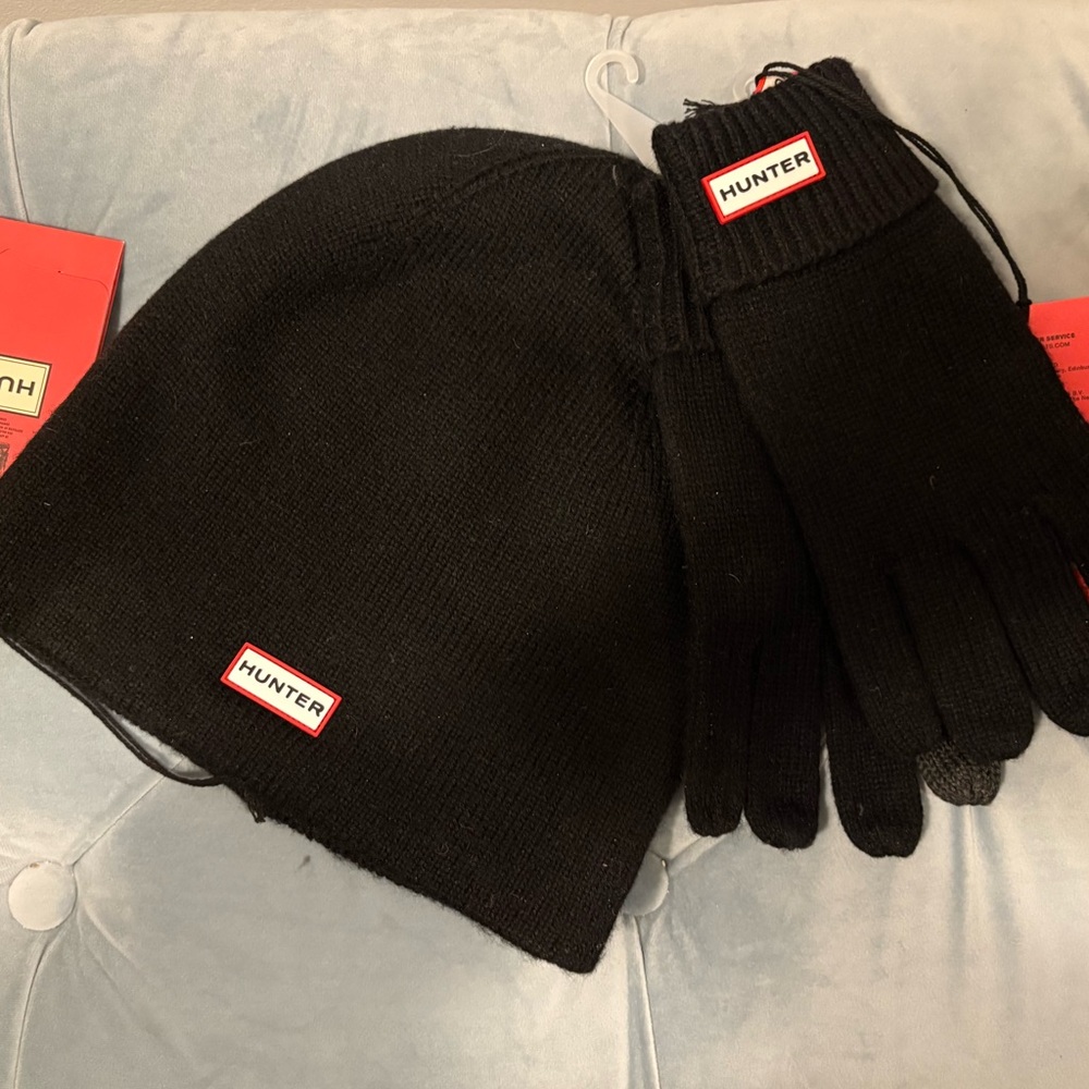 Hunter Hat and Gloves